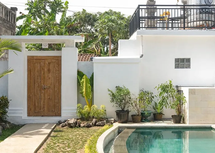 Golden Bamboo Villa